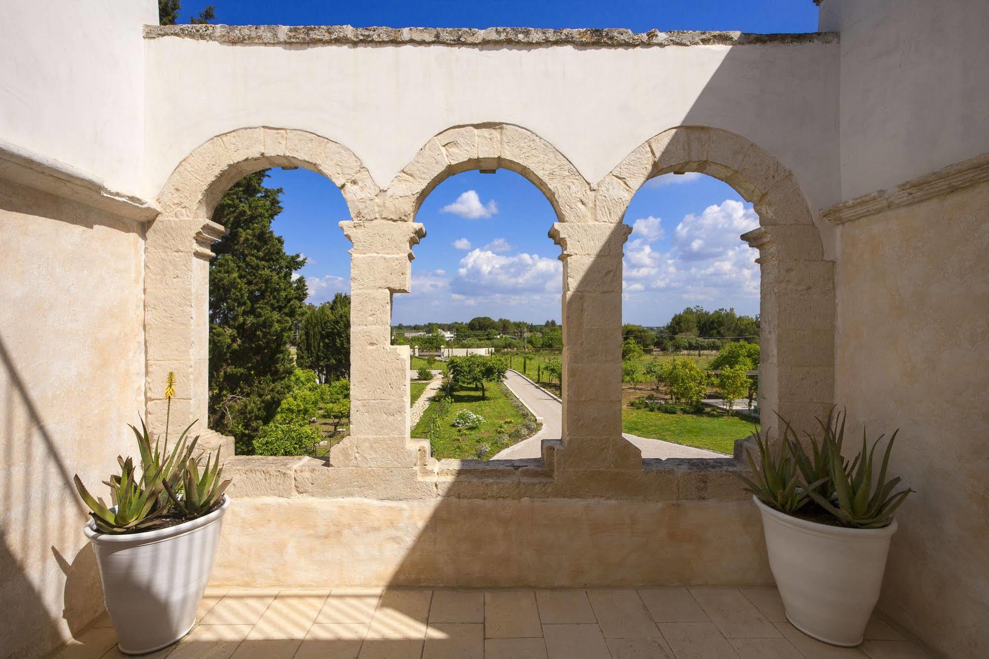 Critabianca - Masseria In Salento クトロフィアーノ エクステリア 写真